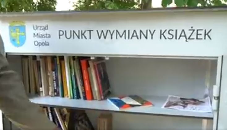 Punkt wymiany książek